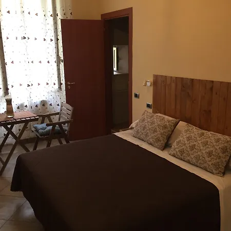 Naples To Live-3